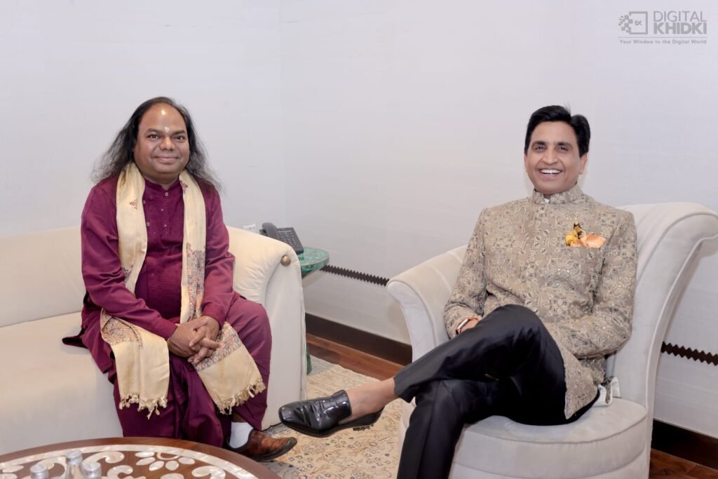 kumar vishwas with Shambhu shikhar